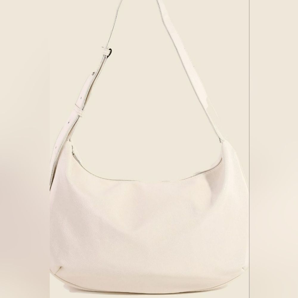 Fame Glossy Faux Leather Hand Bag Ivory Buckle Strap Silver Harware Shoulder Bag